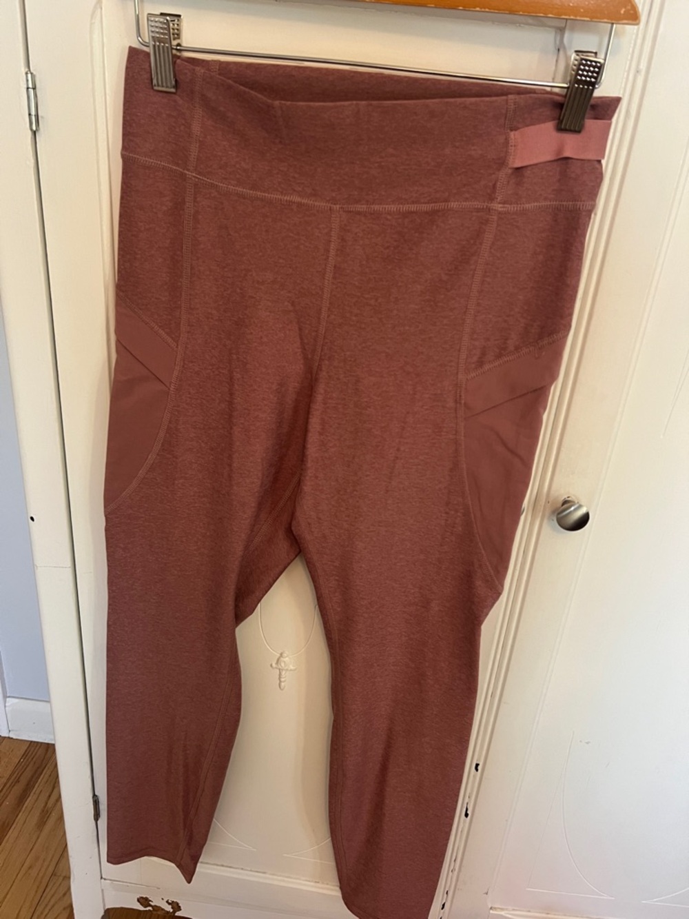 2/$7 Old Navy go-dry active leggings